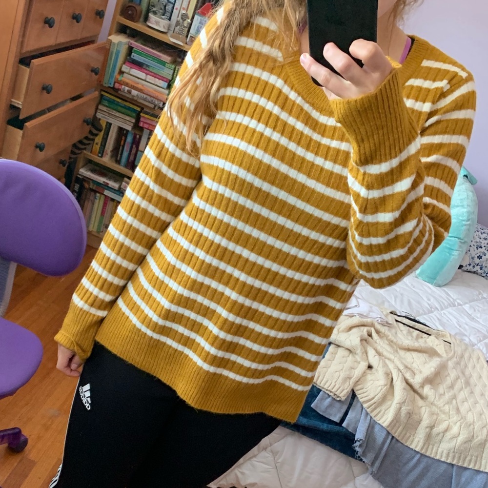 Mustard and white stripped cozy sweater